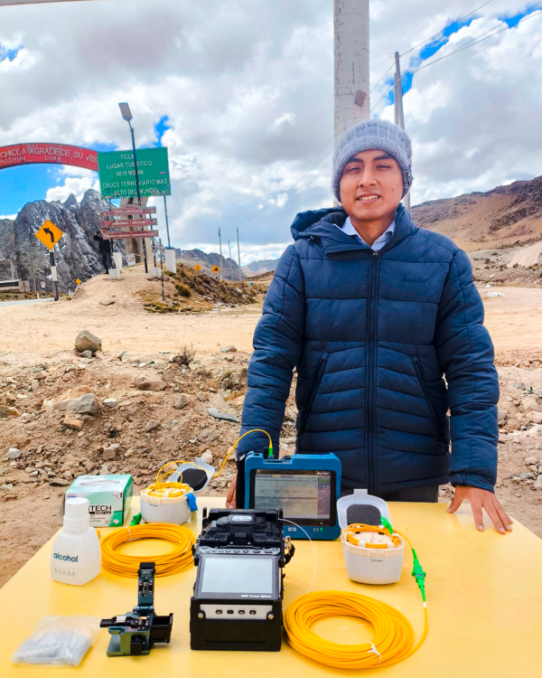 Evaluando la Fusionadora OT-6M en Ticlio (4,818 m s. n. m.)